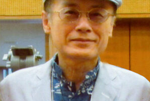 alt